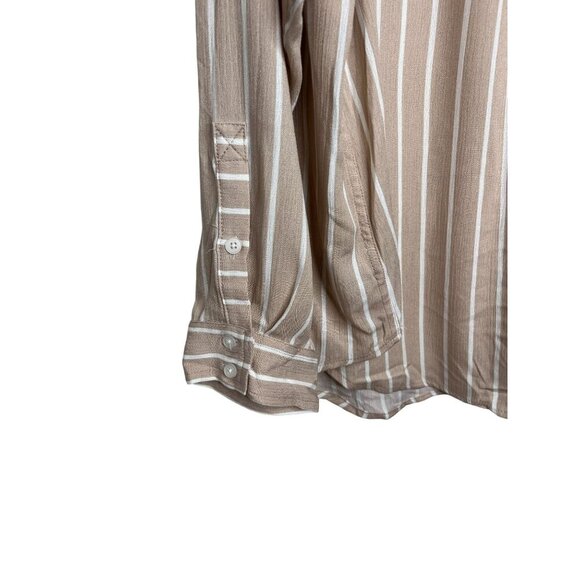 Torrid Womens Button-Up Striped Shirt Mushroom Size 2X - Picture 5 of 7